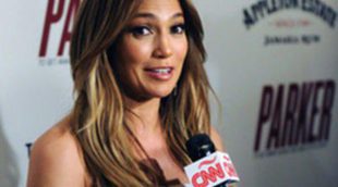 Jennifer Lopez y Jason Statham estrenan su última película 'Parker' en Nueva York