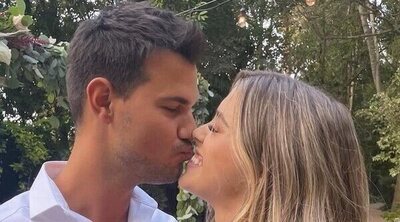 Taylor Lautner y Taylor Dome ya son marido y mujer: así ha sido su romántico 'sí, quiero'