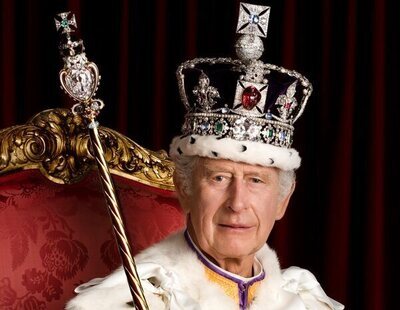 Las majestuosas fotos oficiales de la Coronación de Carlos III