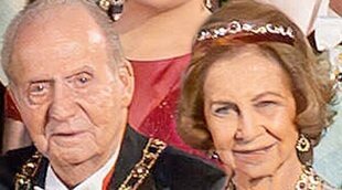 Foto oficial de la boda de Hussein y Rajwa de Jordania con los royals: Juan Carlos y Sofía y una llamativa presencia