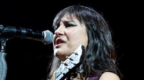 Eva Amaral enseña sus pechos en señal de protesta en el Festival Sonorama 2023