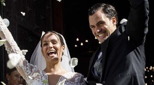 Carolina Monje y Álex Lopera se han casado: boda en Begur, los detalles del vestido de novia y unas caras que lo dicen todo
