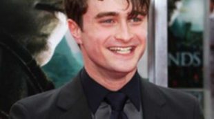 Daniel Radcliffe se ríe de sí mismo en un vídeo titulado 'Cómo ser Daniel Radcliffe'