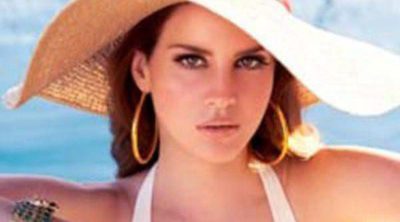 'Burning Desire' es el nuevo videoclip de Lana del Rey para la marca de coches que promociona
