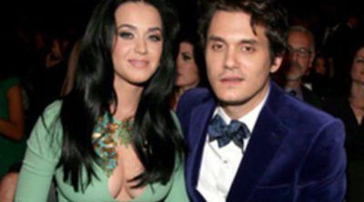 John Mayer regala a Katy Perry un anillo en forma de corazón