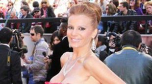 Sonia Monroy, toda una celebrity sobre la alfombra roja de los Oscar 2013 vestida de Valentino