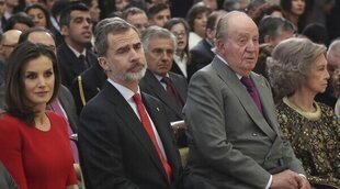 El reencuentro de Felipe, Letizia y Sofía con Juan Carlos por el Rey Constantino