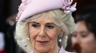 La Reina Camilla habla del estado de salud de Carlos III lanzándole una pullita