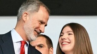 La Infanta Sofía en la final de la Eurocopa 2024: gran complicidad con Felipe VI, sus declaraciones y un llamativo gesto