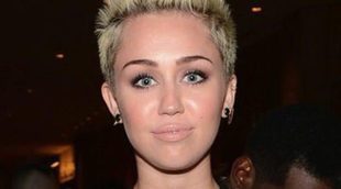 Miley Cyrus juega al despiste con su ruptura con Liam Hemsworth y dice que su anillo de compromiso estaba siendo arreglado