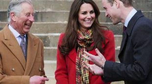 El Príncipe Carlos se une al Príncipe Guillermo y Kate Middleton en su visita a Escocia