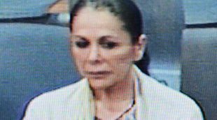 Isabel Pantoja se desmaya a la salida del Juzgado tras conocer su condena por el 'caso Malaya'