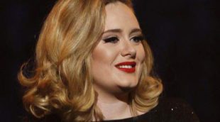 Adele se va de juerga con Simon Konecki para celebrar su 25 cumpleaños