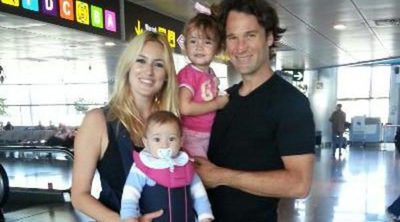 Carlos Moyá y Carolina Cerezuela viajan a París con sus hijos para asistir a Roland Garros 2013