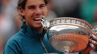 Rafa Nadal consigue su octavo Roland Garros 2013 y bate récords arropado por su familia