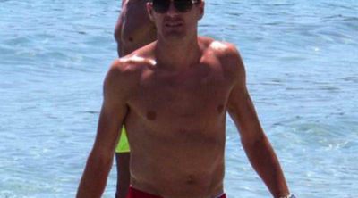 Steven Gerrard presume de cuerpo durante sus vacaciones en Ibiza con su mujer Alex