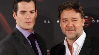 Henry Cavill y Russell Crowe revolucionan Madrid con la presentación de 'El hombre de acero'