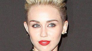 Miley Cyrus amenaza a su padre Billy Ray con 
