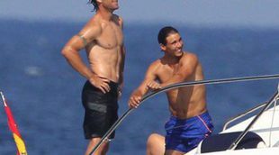 Carlos Moyá y Rafa Nadal, vacaciones en el mar sin Carolina Cerezuela ni Xisca Perelló