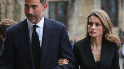 El Príncipe Felipe y la Princesa Letizia asisten al funeral por las víctimas del accidente de tren de Santiago de Compostela