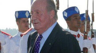El Rey Don Juan Carlos no se ha planteado abdicar pese a su nueva operación de cadera