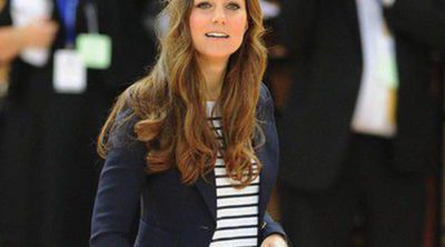 Kate Middleton, en plena forma en su primer acto oficial en solitario tras ser madre del Príncipe Jorge