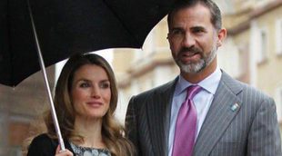 Los Príncipes Felipe y Letizia llegan a Oviedo para la entrega de los Premios Príncipe de Asturias 2013