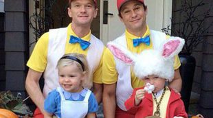 Neil Patrick Harris y su familia se disfrazan de 'Alicia en el País de las Maravillas' para Halloween