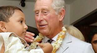 El Príncipe Carlos de Inglaterra celebra su 65 cumpleaños en La India con Camilla Parker