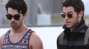 Joe y Nick Jonas actúan en México sin su hermano Kevin Jonas