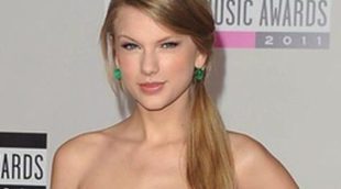 Justin Bieber, Selena Gomez, Taylor Swift y Joe Jonas protagonizan la alfombra roja de los American Music Awards 2011