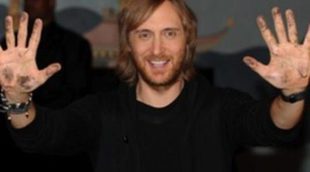 David Guetta plasma sus huellas en el Teatro Chino de Los Ángeles