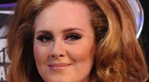 Adele alcanza un nuevo récord al convertirse en la artista que más discos ha vendido del siglo XXI