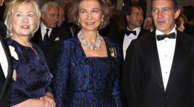 La Reina Sofía entrega las Medallas de Oro del Queen Sofía Spanish Institute a Antonio Banderas y Hillary Clinton