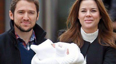 Amelia Bono y Manuel Martos presentan emocionados a su tercer hijo Gonzalo