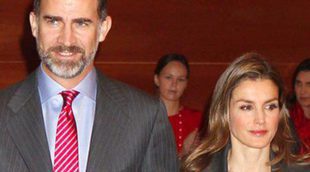 Los Príncipes Felipe y Letizia unen su agendas para entregar las becas Santander-CRUE-CEPYME
