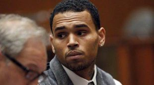 Chris Brown rechaza un acuerdo con la fiscalía que reduciría sus cargos