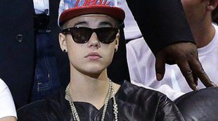 Justin Bieber podría ir a la cárcel acusado de un delito grave por tirar huevos a la casa de su vecino