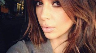 Kim Kardashian vuelve a teñirse de morena