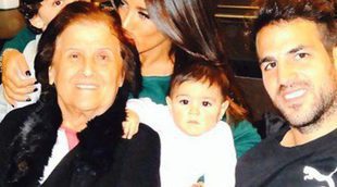 Cesc Fàbregas, Daniella Semaan y sus hijos, encantados con la visita de la madre de la libanesa