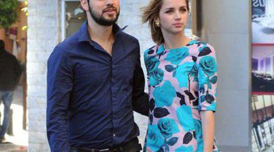 Ana de Armas pasea su amor con el director David Victori por las calles de Málaga