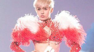 Miley Cyrus continúa ingresada y se ve obligada a cancelar una nueva fecha del 'Bangerz Tour'