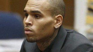 Chris Brown pasará 131 días más en la cárcel tras reconocer que violó su libertad condicional