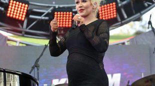 Christina Aguilera da un concierto embarazada en California