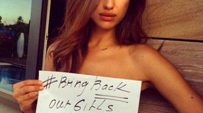 Irina Shayk es criticada por su fotografía en topless en favor de las niñas nigerianas secuestradas