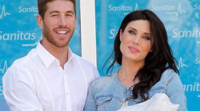 Pilar Rubio y Sergio Ramos apuntan a su hijo Sergio en el Registro tres semanas después de su nacimiento