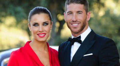 Pilar Rubio, de rojo pasión en la boda del hermano de Sergio Ramos