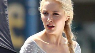 Georgina Haig aparece como la Princesa Elsa, de 'Frozen', en una promoción de 'Once Upon a Time'