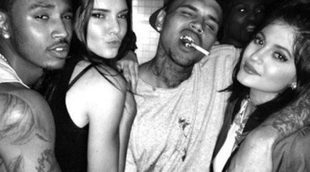 Kendall y Kylie Jenner se van de fiesta con Chris Brown
