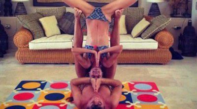 Carles Puyol y Vanesa Lorenzo cambian las acrobacias por el yoga: "Casi nos matamos"